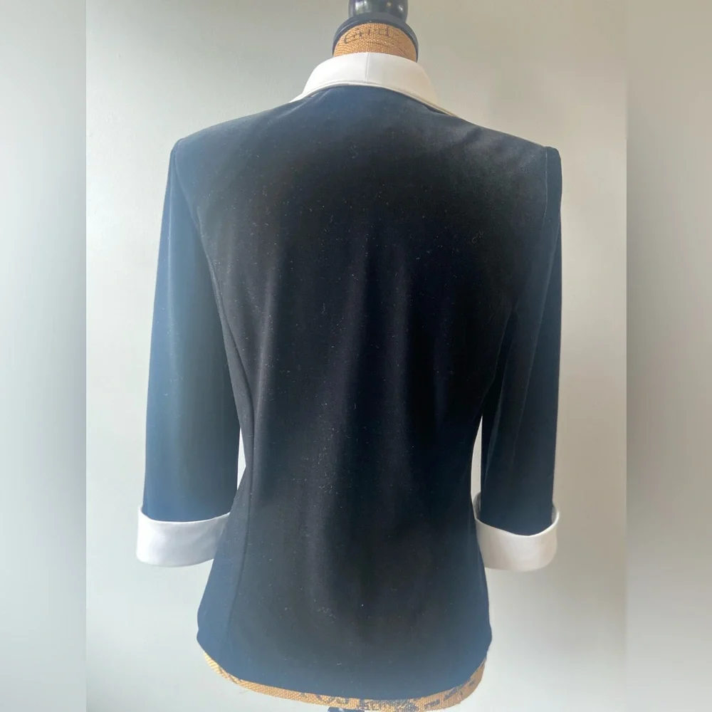 Alex Evenings Sz M Elegant Black Velvet Women's Jacket - Picture 3 of 10